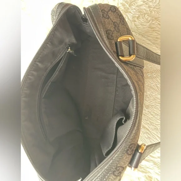 GUCCI GG Shoulder Bag - Picture 4 of 16